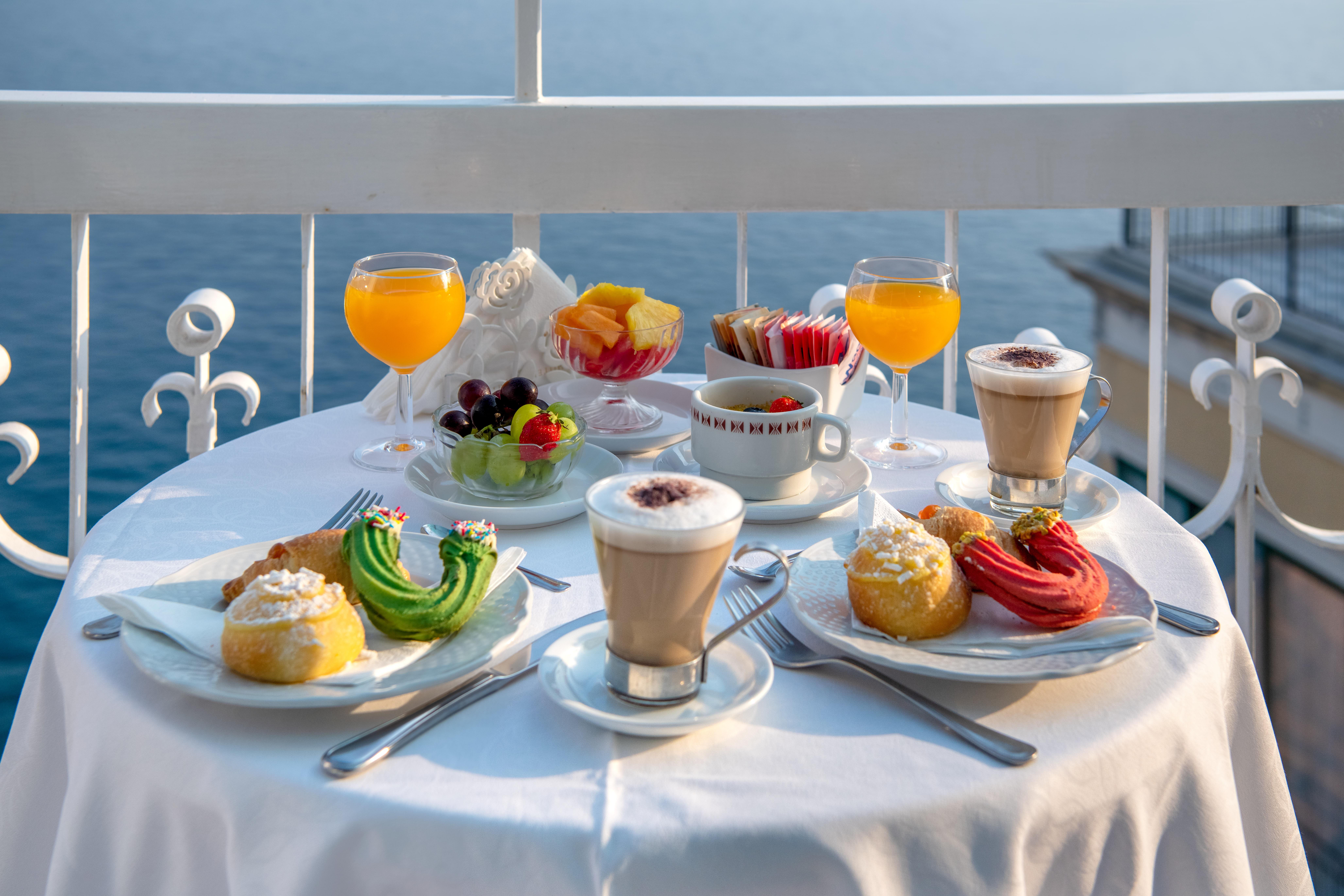 Boutique Hotel Regina Sorrento Exterior foto