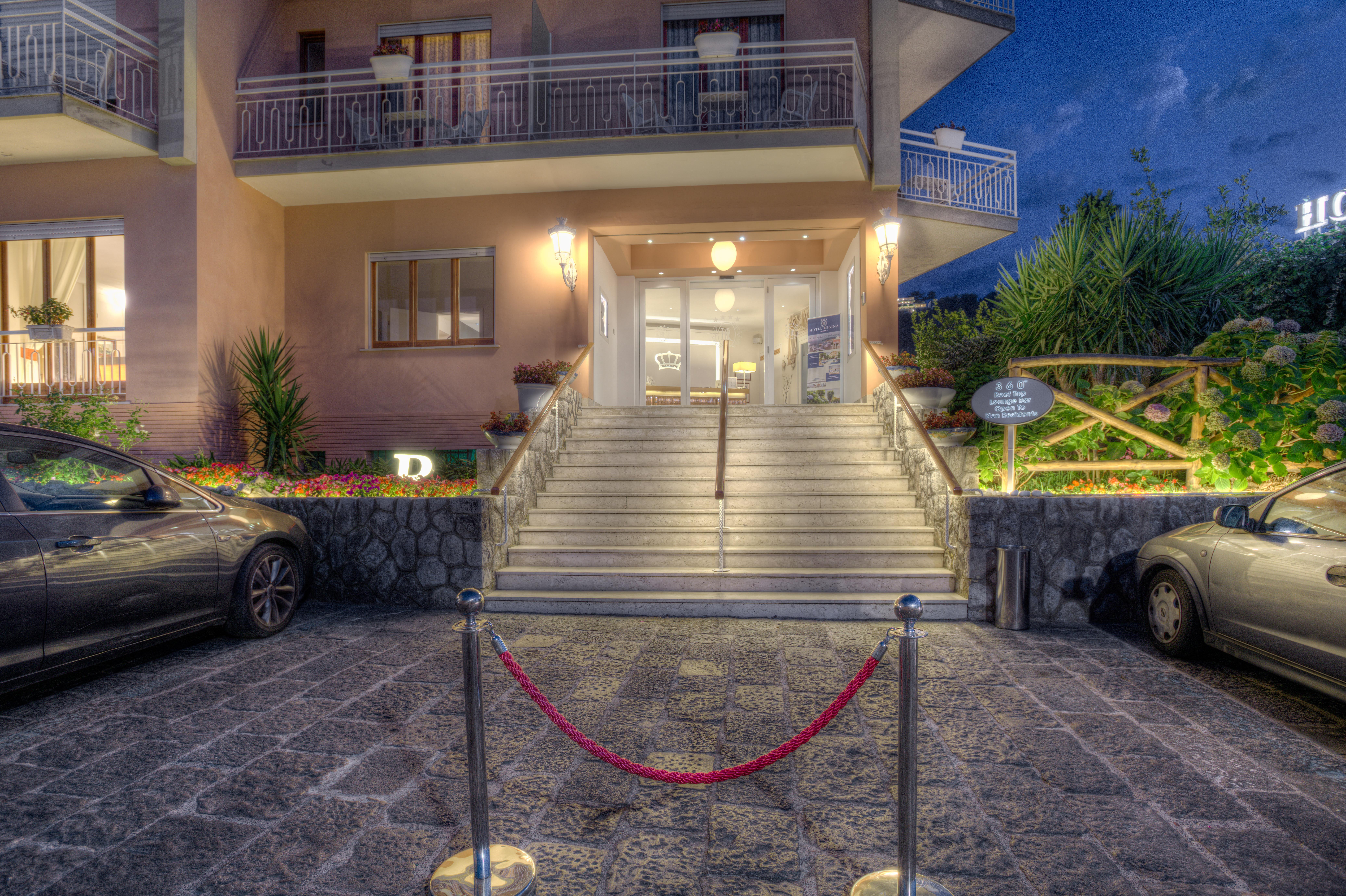 Boutique Hotel Regina Sorrento Exterior foto