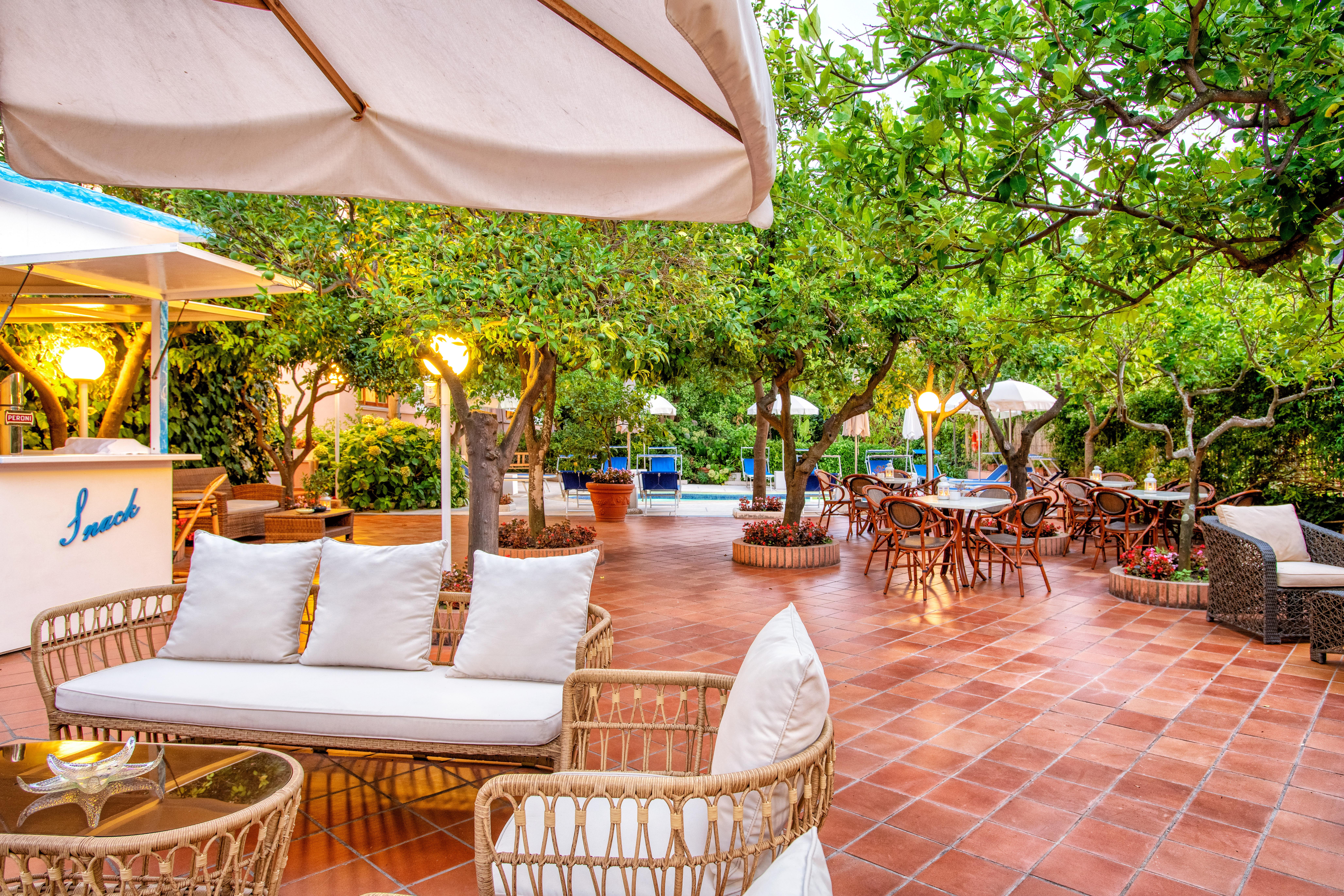 Boutique Hotel Regina Sorrento Exterior foto